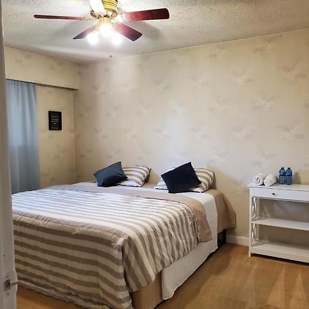 Farhad'S B&B Абботсфорд Екстер'єр фото