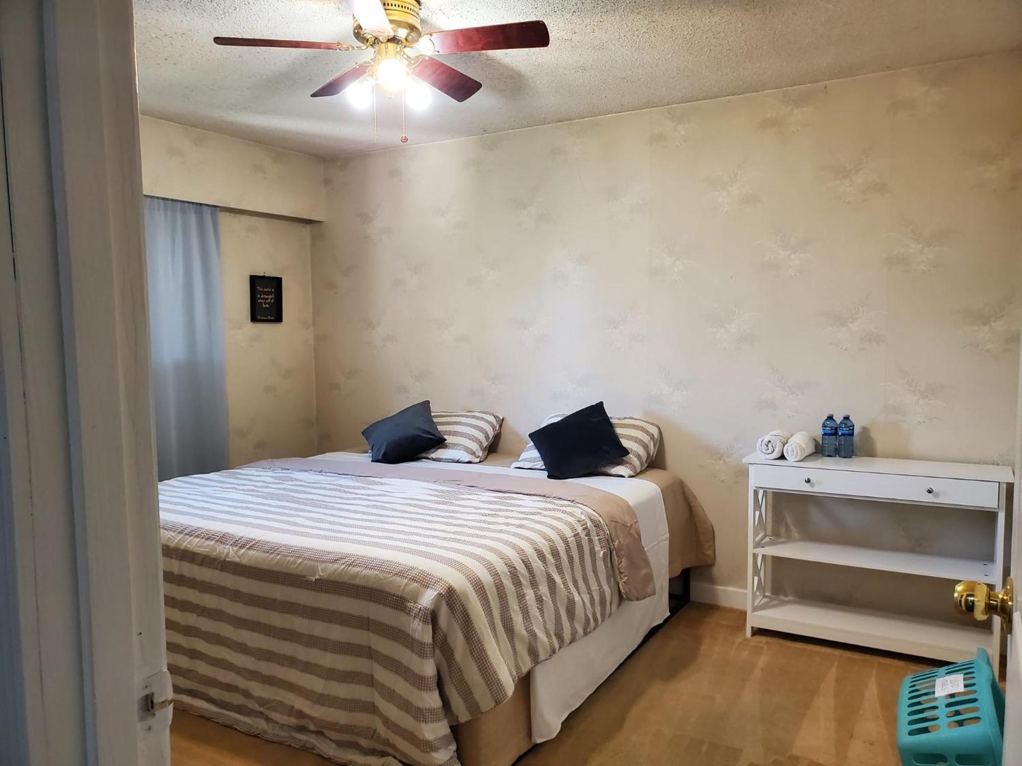 Farhad'S B&B Абботсфорд Екстер'єр фото